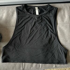 Lululemon black tank crop size 4